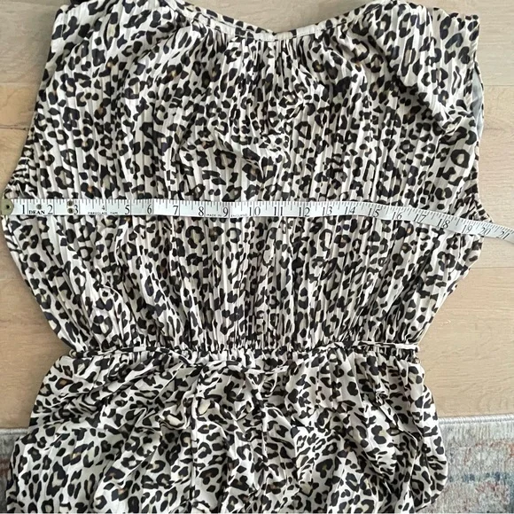 H&M Leopard Print Sleeveless Dress - Picture 8 of 10